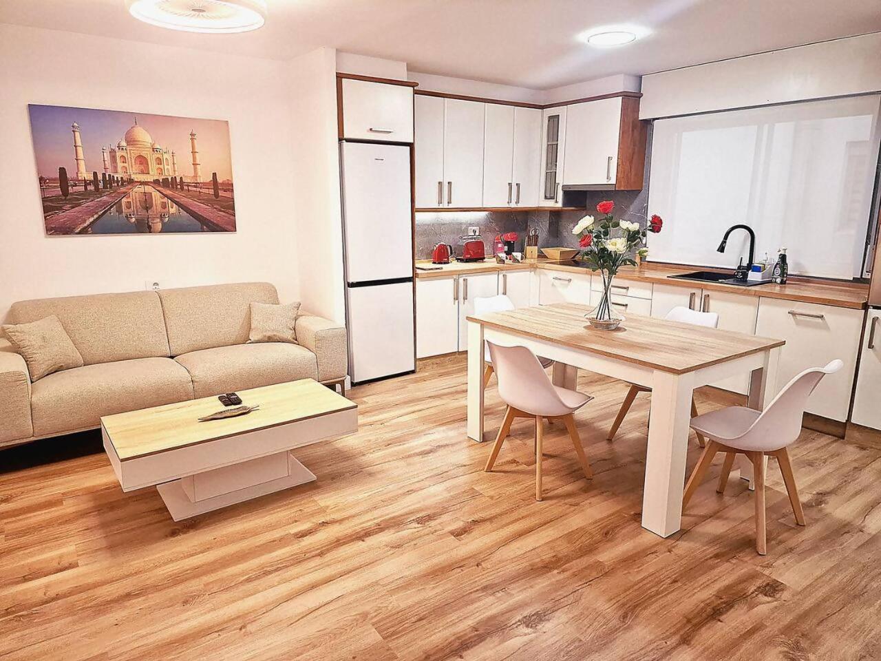Apartamento Ave Виго Екстериор снимка